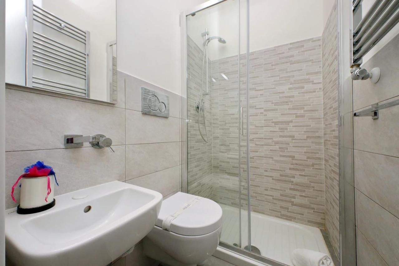 Апартаменты Flatinrome Termini 1 Экстерьер фото